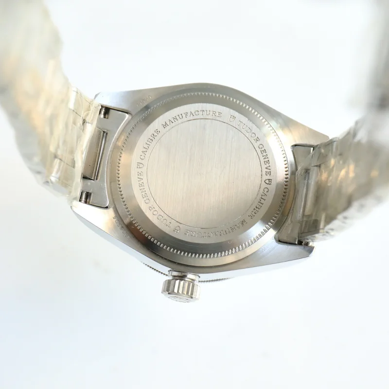 最高級TUDOR ブラックベイ一流メンズ時計T82002L