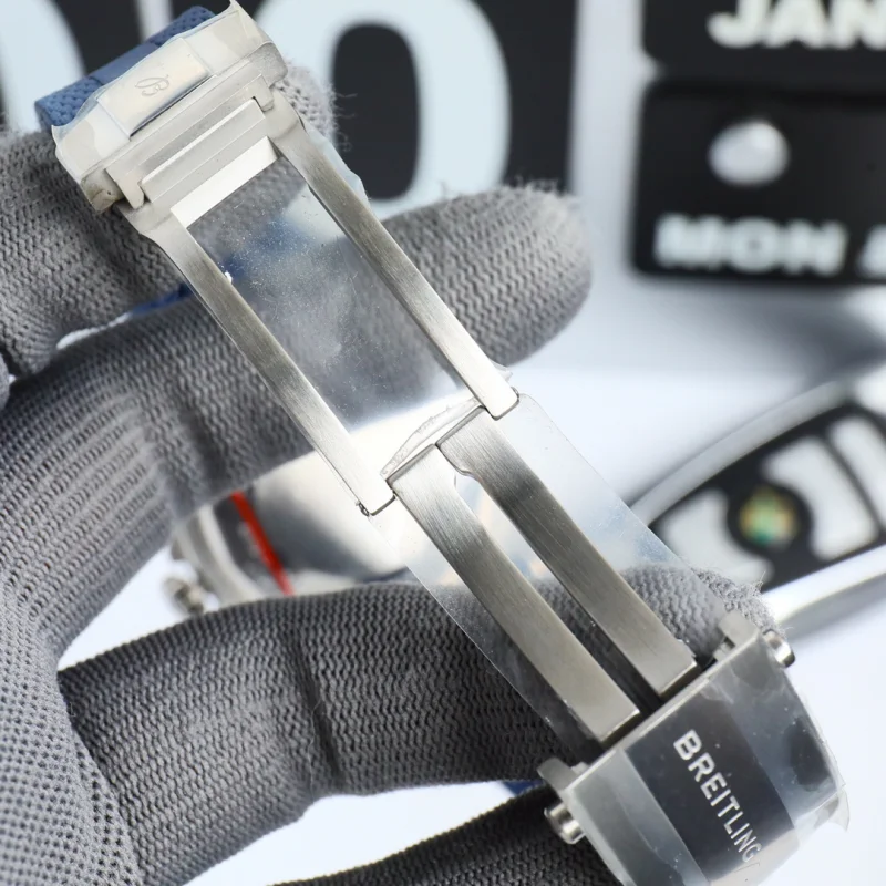 実用性最高級 ブライトリング スーパー オーシャン42mm ブルー H282779