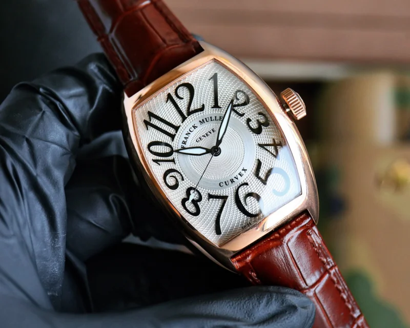 Franck Mullerコピー時計超人気ローズゴールド 樽型アーチ型FM66101O