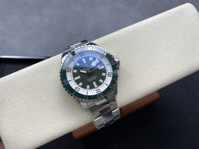 【究極美しさ】2025激安ブライトリング スーパーオーシャン44mm 11729B02