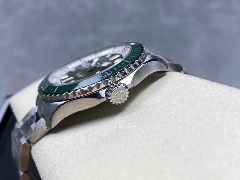 【究極美しさ】2025激安ブライトリング スーパーオーシャン44mm 11729B02