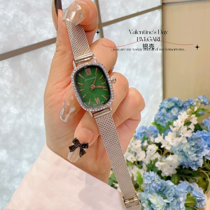 25新品ブルガリ激安 クラシック女性用腕時計BV681902【贈り物に】