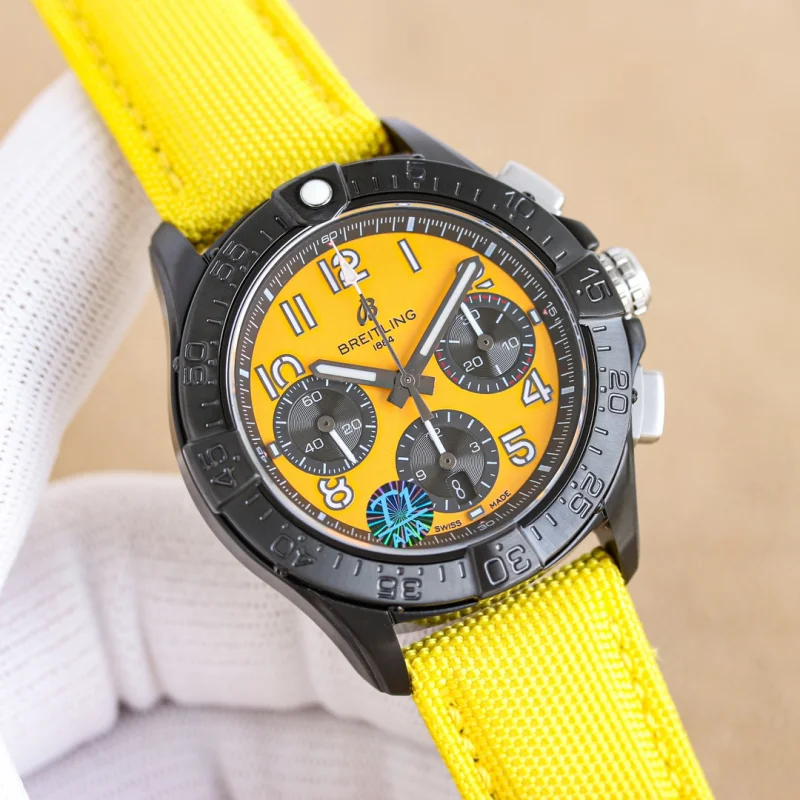 ブランド ブライトリングコピー時計 アベンジャー 44mm クロノグラフ 複雑な形状BL6792