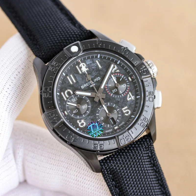 ブランド ブライトリングコピー時計 アベンジャー 44mm クロノグラフ 複雑な形状BL6792
