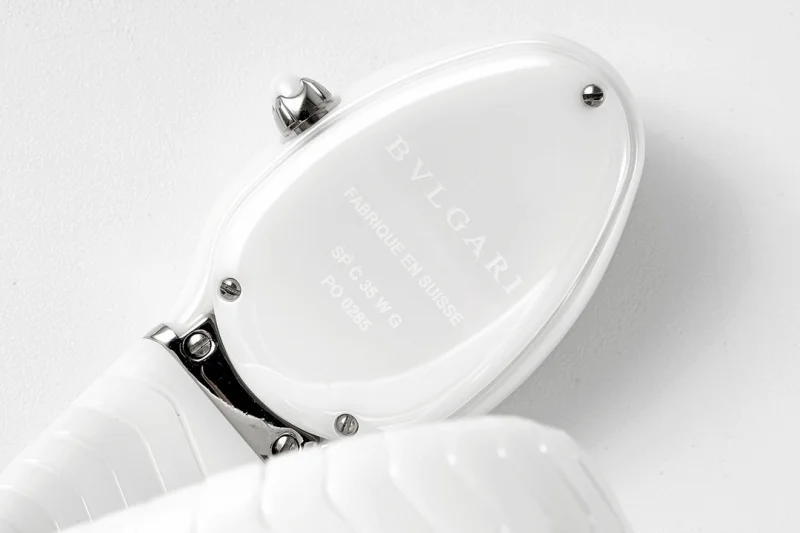 【話題商品】ブルガリコピー セルペンティ ホワイト セラミック レディースM77902