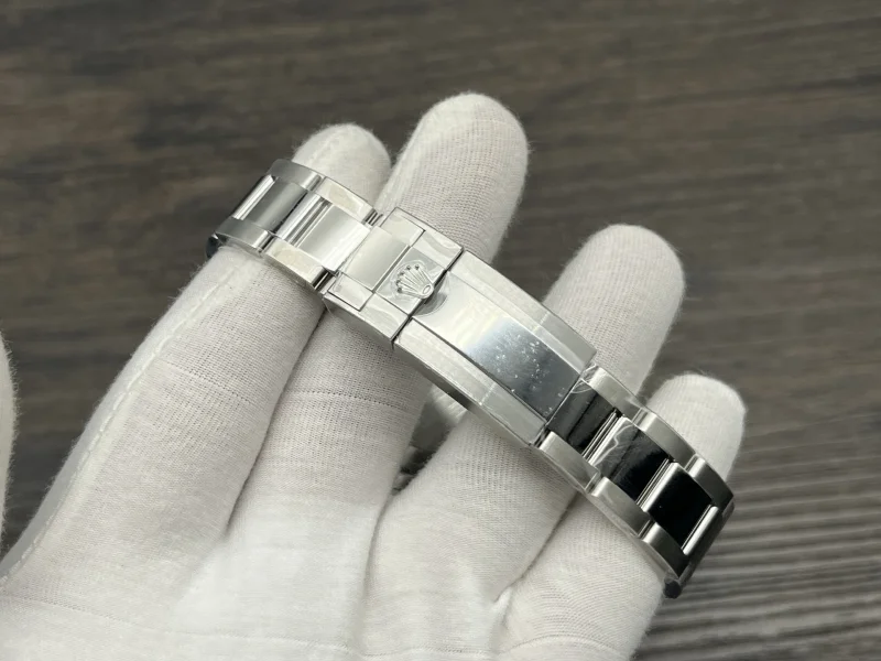 佐川急便！ロレックス GMTマスターII「最新スプライトベゼル」40mm 198200LN