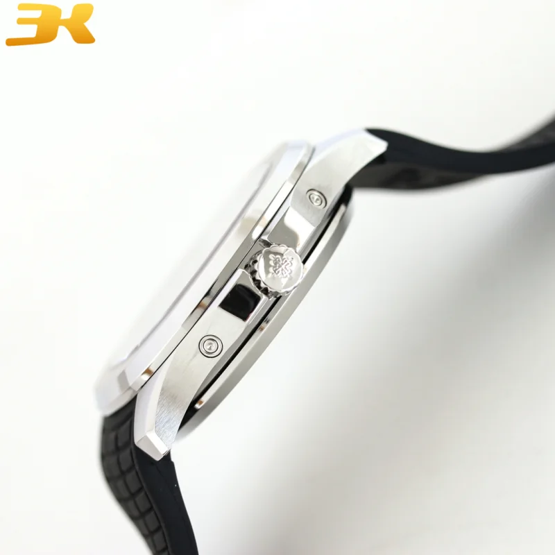 高級パテック フィリップ アクアノート 5261R-001 コンプリケーション 佐川急便