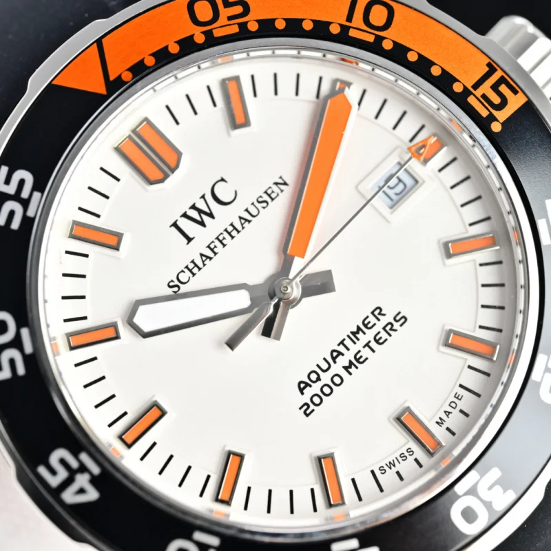 IWC ブランドアクアタイマー メンズ 44mm IW697230 実感が本物と同じ