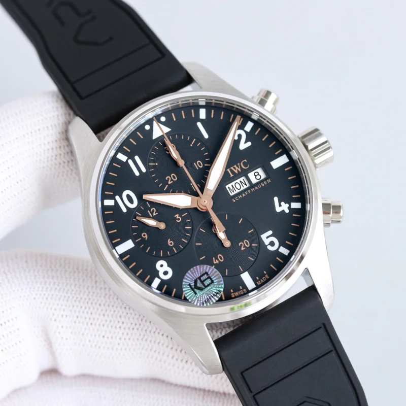 IWC パイロットウォッチ日本一流新モデル IW388116