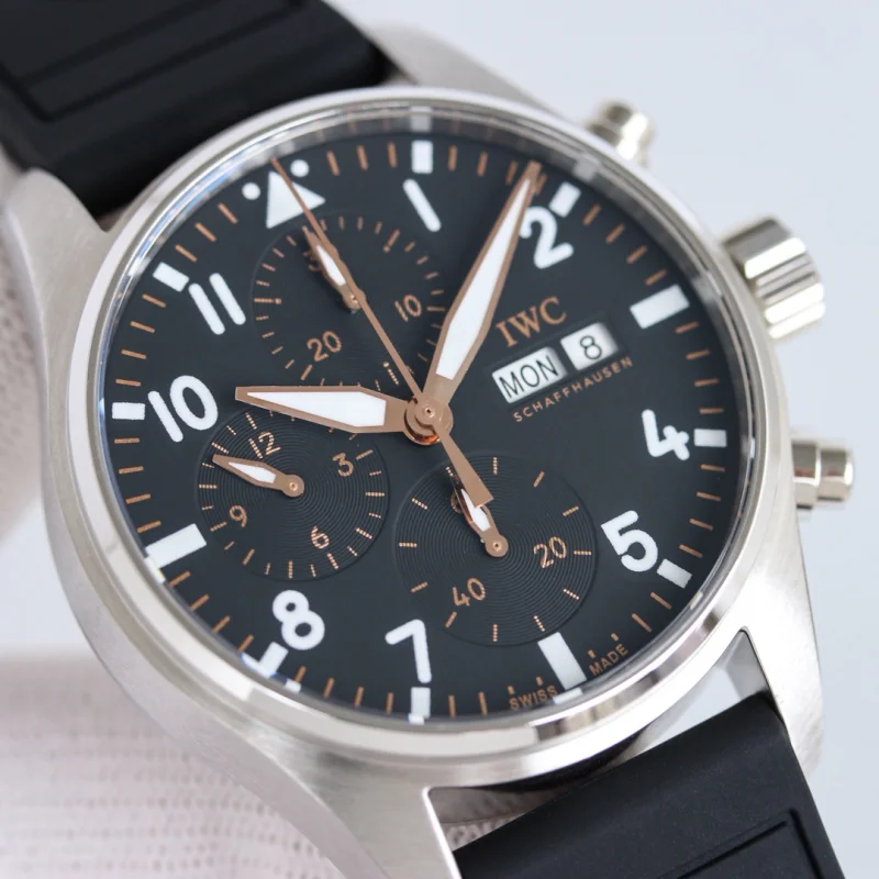 IWC パイロットウォッチ日本一流新モデル IW388116