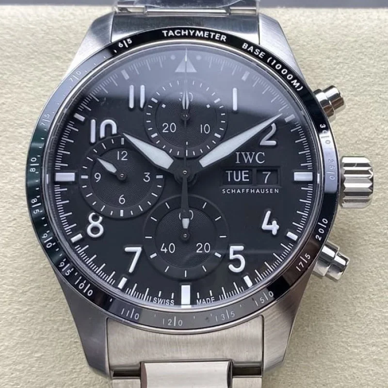 IWC パイロット高級腕時計パフォーマンス 41 AMG IW388304