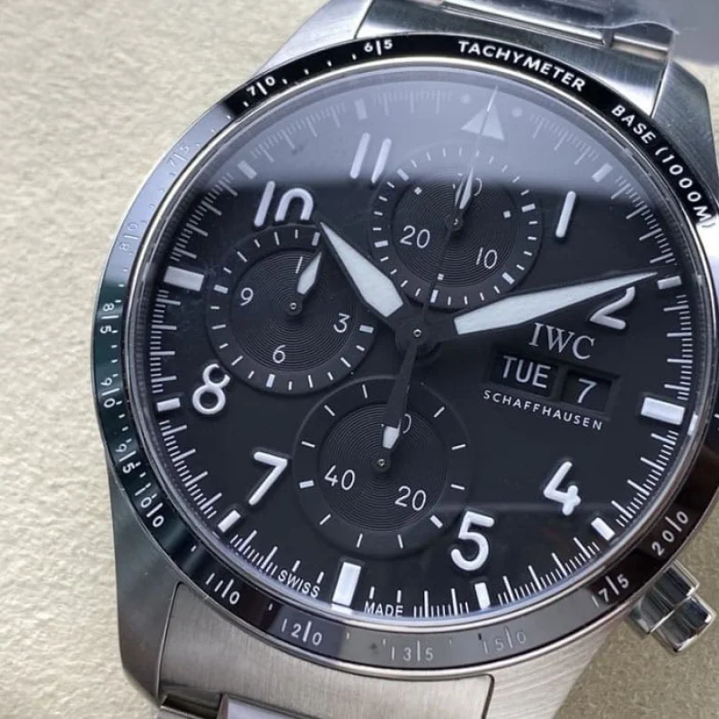 IWC パイロット高級腕時計パフォーマンス 41 AMG IW388304