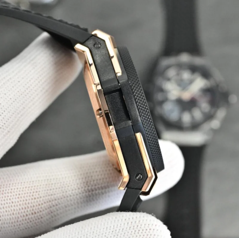 ウブロ ビッグバン 20th アニバーサリー キングゴールド セラミック 43ＭＭ 431.CI-01
