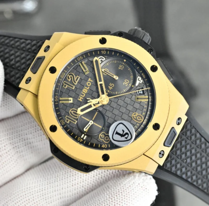 ウブロ時計スーパーコピー ビッグ・バン 20th アニバーサリー イエローゴールド 43ＭＭ 431.CI-02
