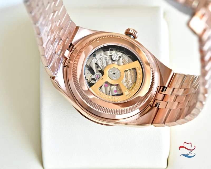 スカイドゥエラースーパーコピー時計336931 ハニカムテクスチャー文字盤40mm