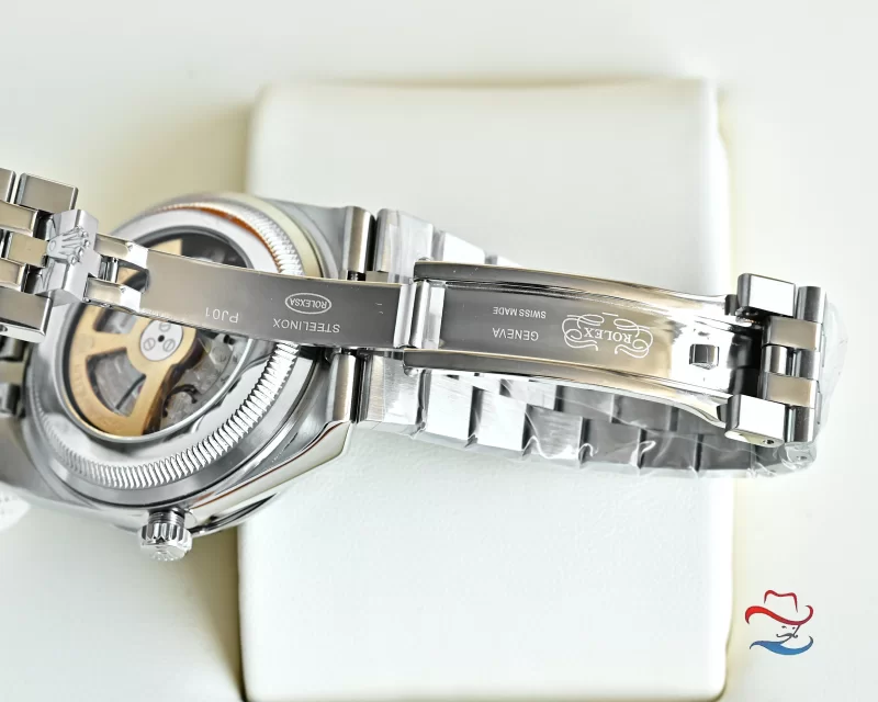 ロレックスコピー 127234 ランドドゥエラー 40mm オリーブグリーンハニカム文字盤 ジュビリーブレス 自動巻き