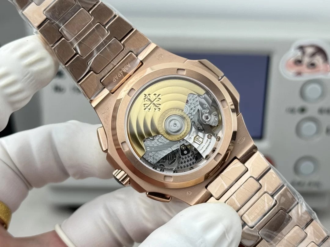ブランド時計コピーパテック フィリップ ノーチラス デュアルタイム・フライバッククロノグラフ 5990/1R-001