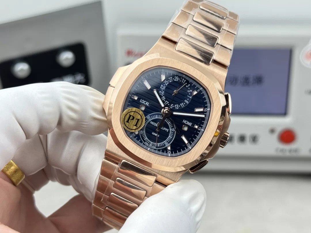ブランド時計コピーパテック フィリップ ノーチラス デュアルタイム・フライバッククロノグラフ 5990/1R-001