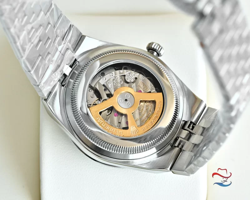 ロレックスコピー 127234 ランドドゥエラー 40mm オリーブグリーンハニカム文字盤 ジュビリーブレス 自動巻き
