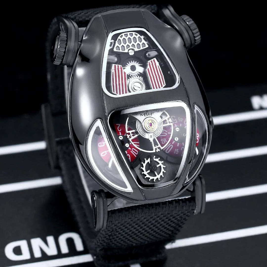ブルガリ × MB&F コラボモデル BVLGARI x MB&F Serpenti 104057