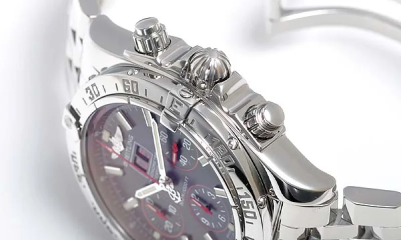 (BREITLING) ブライトリング ブラックバード コピー時計通販 レッドストライク A439BRSPAS