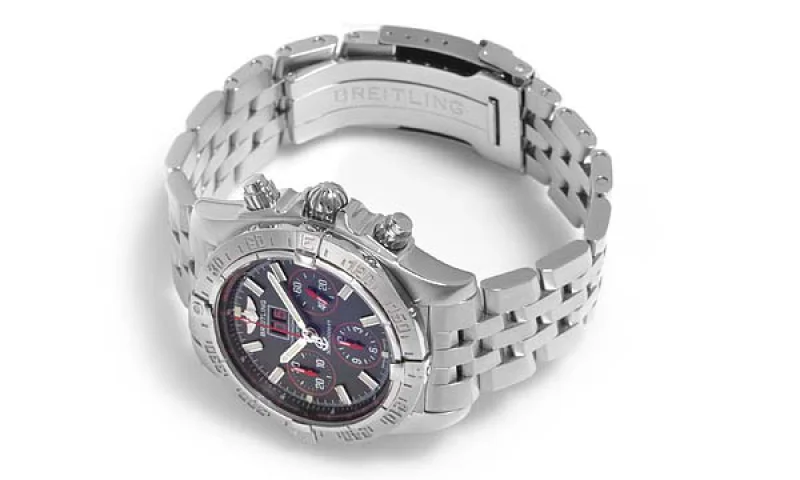 (BREITLING) ブライトリング ブラックバード コピー時計通販 レッドストライク A449BRSPAS