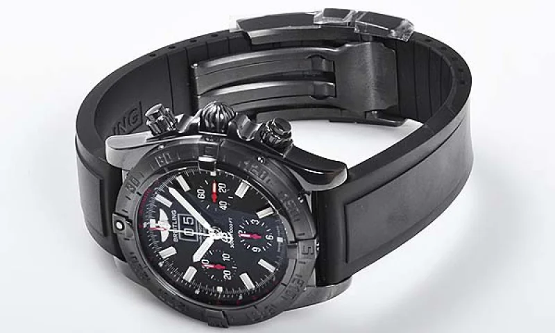 (BREITLING) ブライトリング ブラックバード コピー時計通販 ブラックスチール M449B27RRB