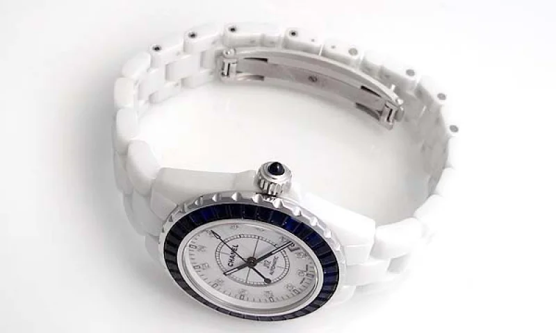 偽物CHANELシャネル時計 スーパーコピーJ12 ホワイトゴールドセラミック38 H1469