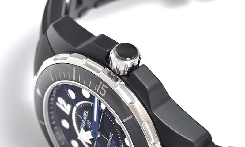 偽物CHANELシャネル時計 スーパーコピーJ12 ブラックセラミックマリーン42 H2558