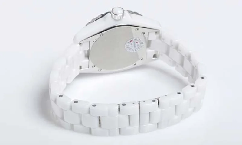 偽物CHANELシャネル時計 スーパーコピーJ12 ホワイトセラミック38 H2125