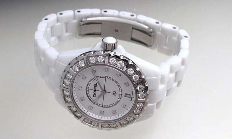 偽物CHANELシャネル時計 スーパーコピーJ12 ホワイトセラミック38 H2430
