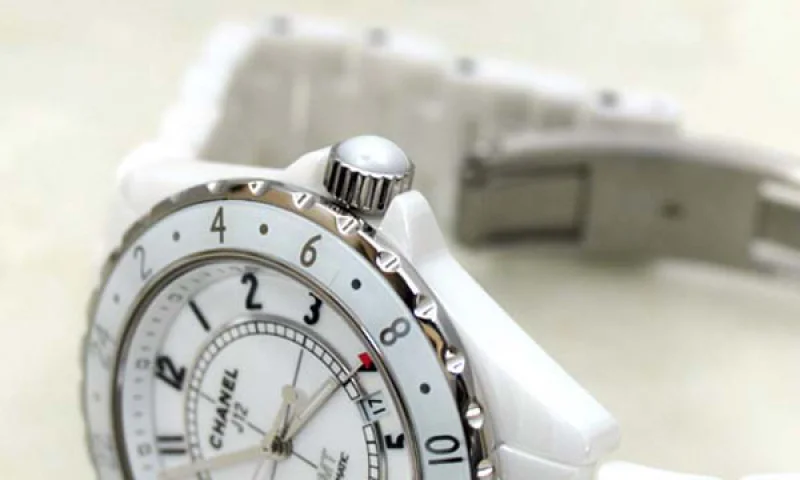 偽物CHANELシャネル時計 スーパーコピーJ12 ホワイトセラミック 42 GMT H2126