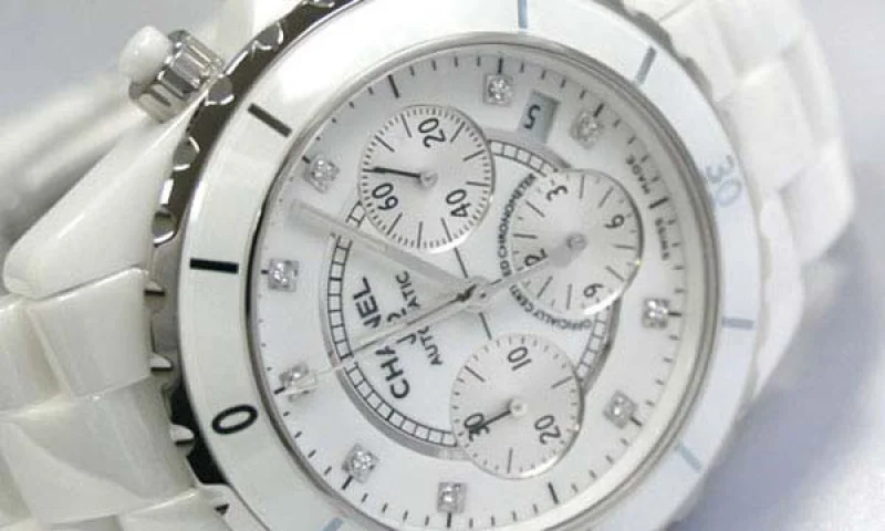 偽物CHANELシャネル時計 ホワイトセラミックJ12 クロノ H2009 スーパーコピー