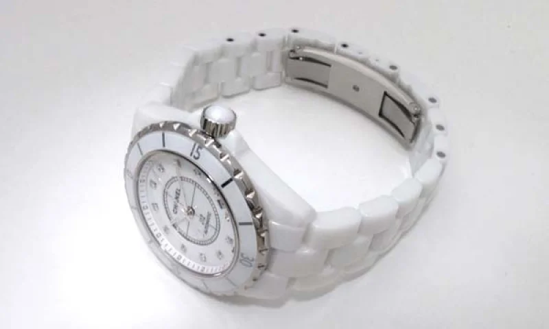偽物CHANELシャネル時計 J12 ホワイトセラミック 38 H1629 スーパーコピー