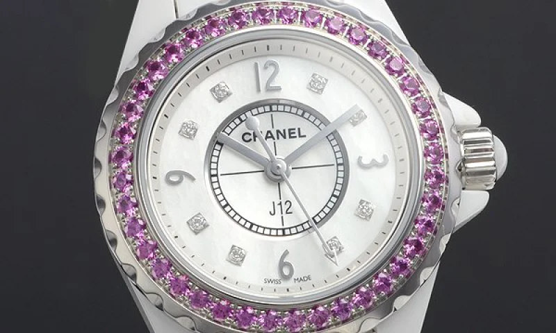 シャネル時計 CHANEL偽物 スーパーコピー 偽物時計 スーパーコピーラミック 宝石 ダイヤモンド ピンクサファイア タイプ レディース J12 29 H3243