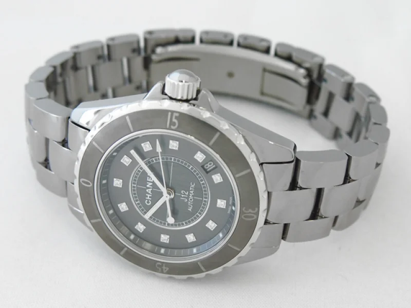 シャネル CHANEL時計 J12　クロマティック 38mm　12Pダイヤ　チタンセラミック グレー H32 スーパーコピー