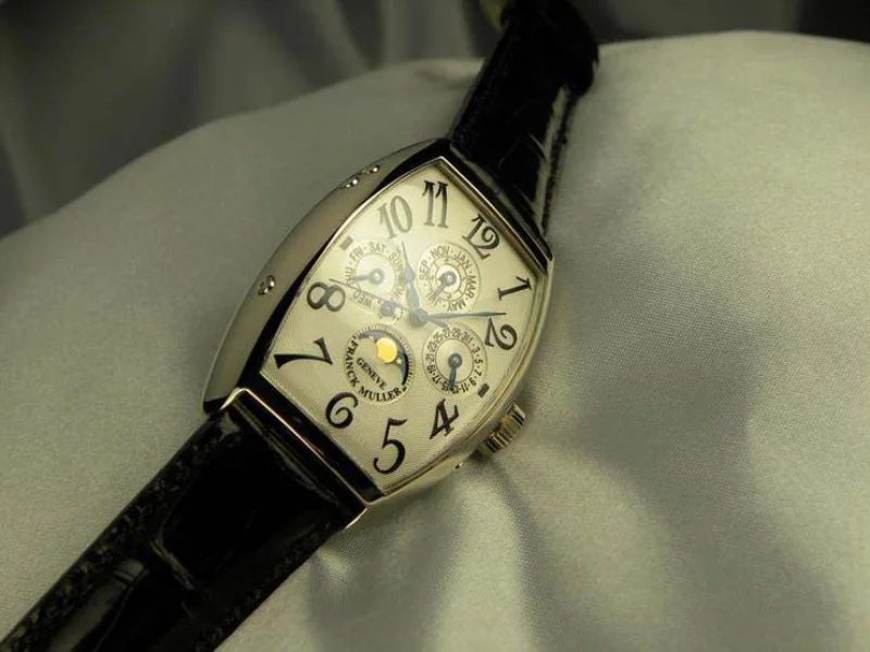 FRANCK MULLER フランクミュラー 時計 偽物 トノウカーベックス パーぺチュアルカレンダー ギョーシェダイヤル 5850QP24 スーパーコピー