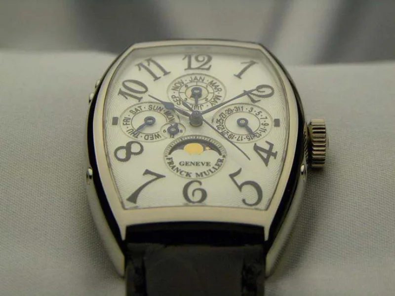 FRANCK MULLER フランクミュラー 時計 偽物 トノウカーベックス パーぺチュアルカレンダー ギョーシェダイヤル 5850QP24 スーパーコピー