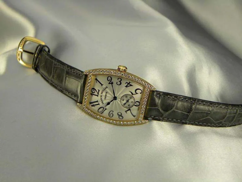FRANCK MULLER フランクミュラー 時計 偽物 トノウカーベックス レディース ダイヤモンド 7502S6DP スーパーコピー
