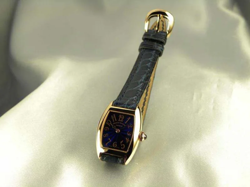 腕時計 コピー FRANCK MULLER フランクミュラー トノウカーベックス レディース