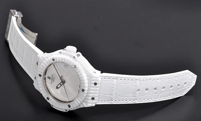 (HUBLOT)ウブロ クラシックフュージョン チタニウム キングゴールド クロノグラフ 521.NO.1180.LR コピー 時計