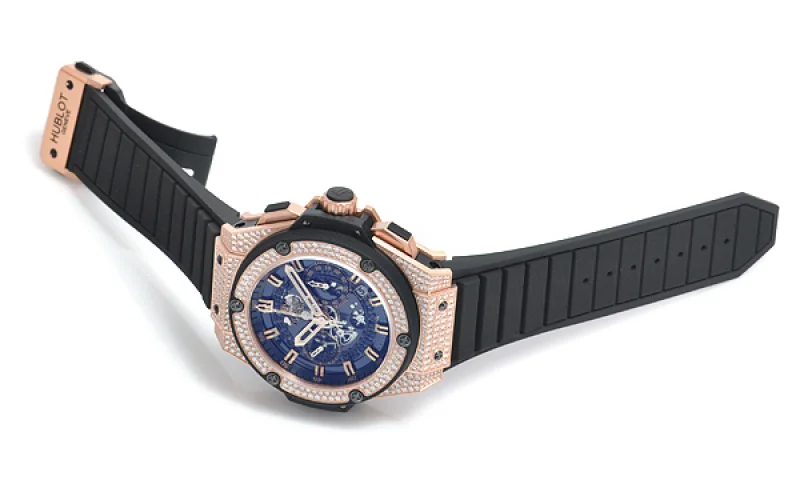 (HUBLOT)ウブロ 時計 コピー キングパワー ウニコ キングゴールド パヴェ 701.OX.0180.RX.1704