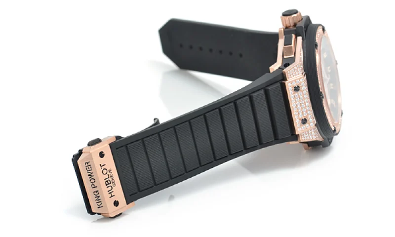(HUBLOT)ウブロ 時計 コピー キングパワー ウニコ キングゴールド パヴェ 701.OX.0180.RX.1704