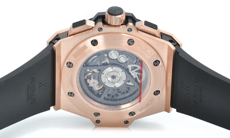 (HUBLOT)ウブロ 時計 コピー キングパワー ウニコ キングゴールド パヴェ 701.OX.0180.RX.1704