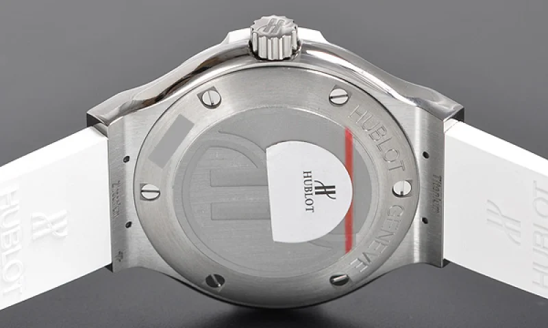 (HUBLOT)ウブロ 時計 クラシック フュージョン ジルコニウム 561.ZW.2010. RW.1104 スーパーコピー