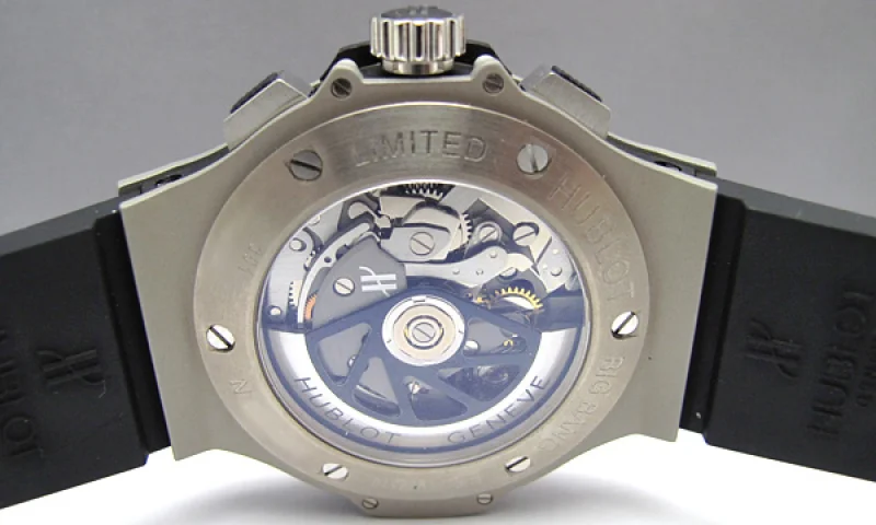 (HUBLOT)ウブロ コピー ビッグバン マグバン 320.UI.440.RX 腕時計 おすすめ