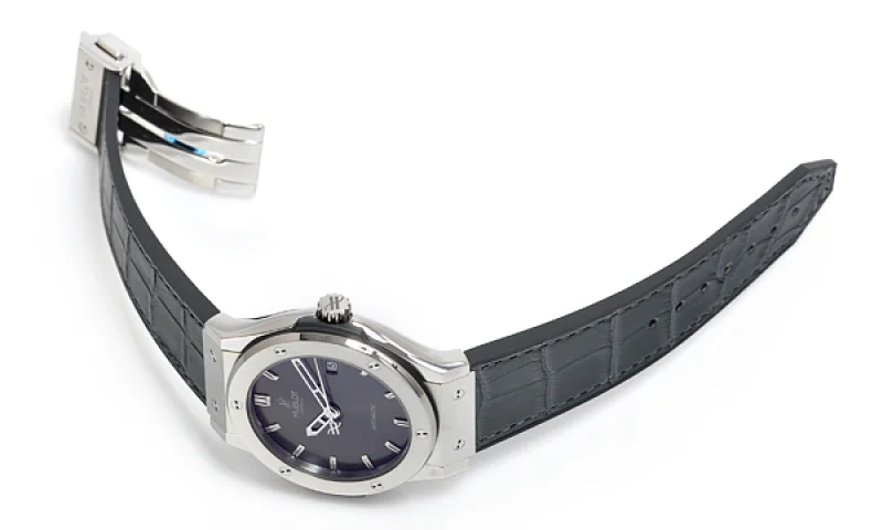 (HUBLOT)ウブロ スーパーコピー 時計クラシック フュージョン ジルコニウム シルバーストーン 542.ZX.7070.LR