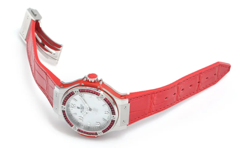 (HUBLOT)ウブロ スーパーコピー ビッグバン トゥッティフルッティ レッド 361.SR.6010.LR.1913 女性 時計 ブランド