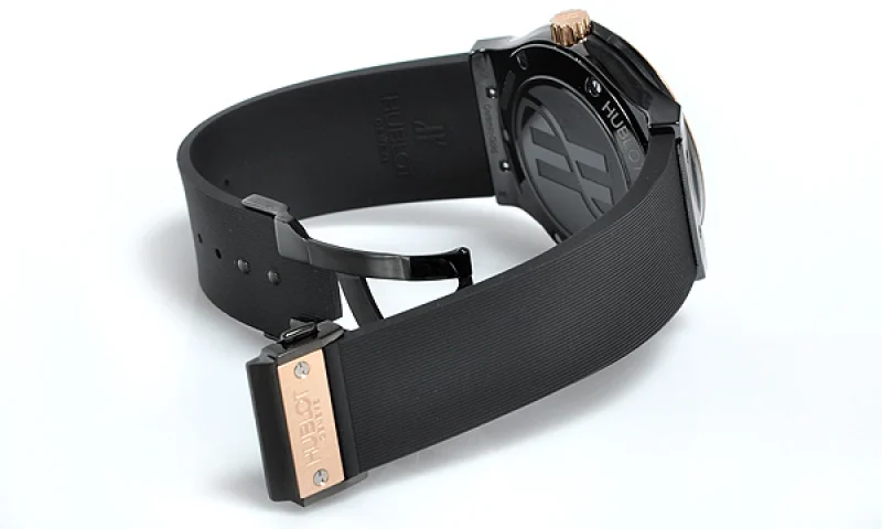 (HUBLOT)ウブロ スーパーコピー クラシック フュージョン セラミックゴールド 511.CP.1780.RX ブランド 時計 激安