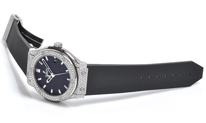 (HUBLOT)ウブロ スーパーコピー クラシック フュージョン ジルコニウム パヴェ 511.ZX.1170.RX.1704 超高級時計
